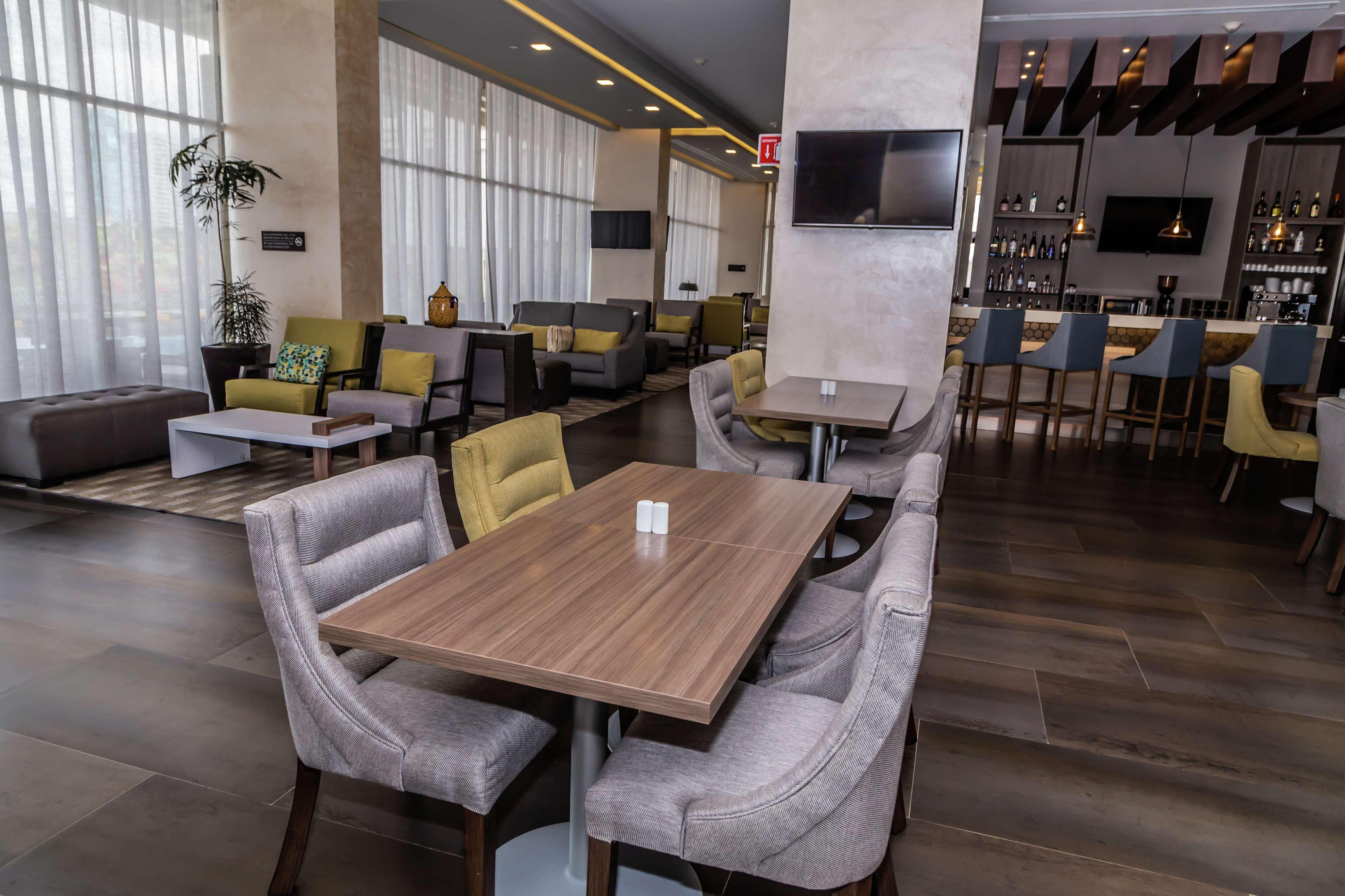 Hampton Inn & Suites By Hilton Puebla Dış mekan fotoğraf